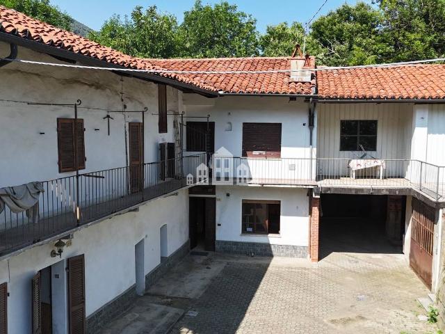 Villa Indipendente in vendita a Salto, Piemonte