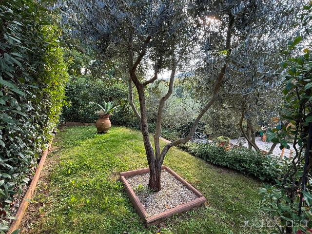 Villa Indipendente in vendita a Quartiere 2, Vaglia