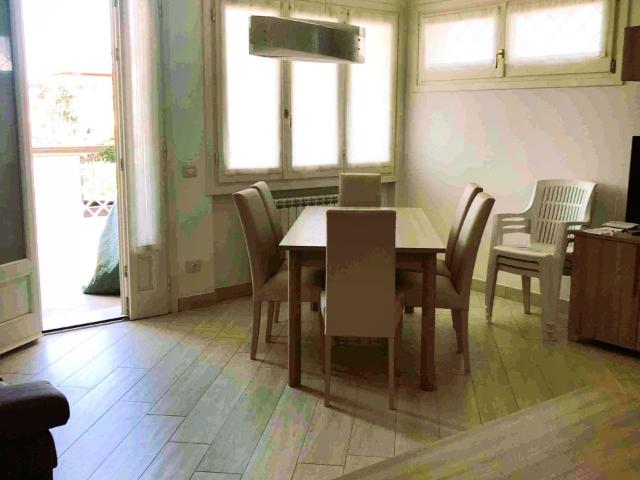 Villa Indipendente in vendita a Forte Dei Marmi, Toscana