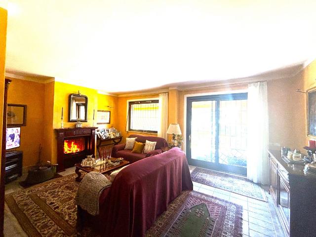 Villa Indipendente in vendita a Enaoli, Monte Argentario