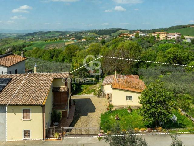 Villa Indipendente in vendita a Gualdo Cattaneo, Umbria