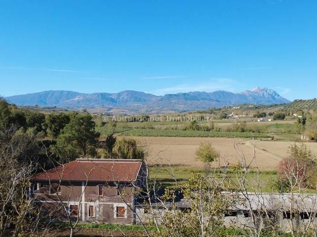 Villa Indipendente in vendita a Pianella, Pescara