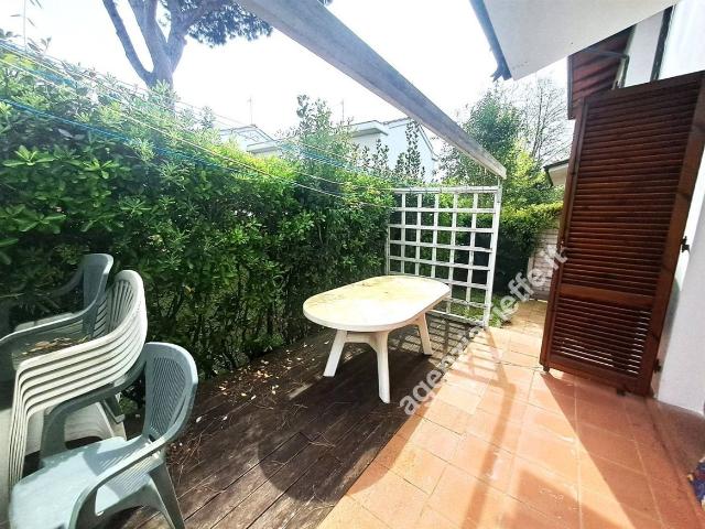 Villa Indipendente in vendita a Montignoso, Toscana