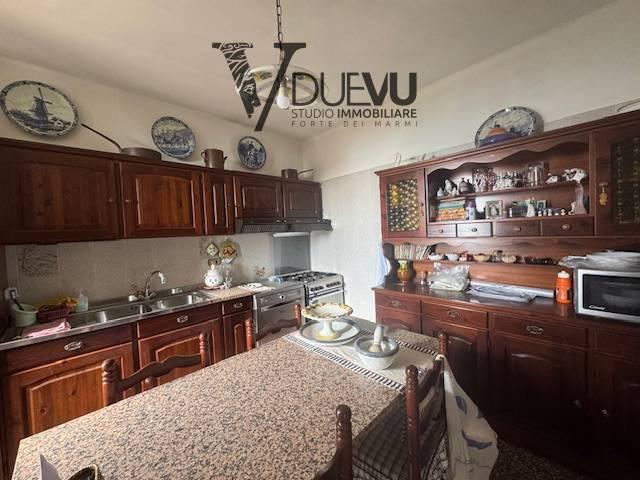 Villa Indipendente in vendita a Tonfano, Toscana