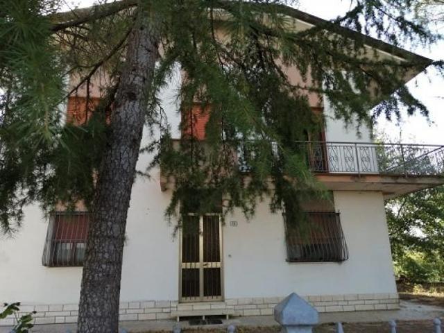 Villa Indipendente in vendita a Rimini, Reggio Emilia