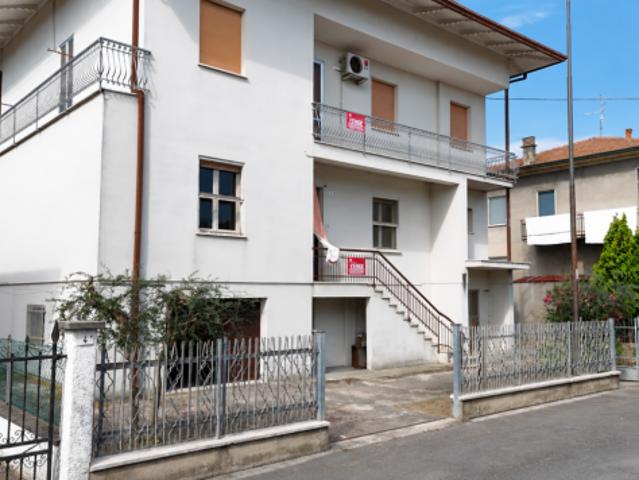 Appartamento in vendita a Savignano Sul Rubicone, Reggio Emilia
