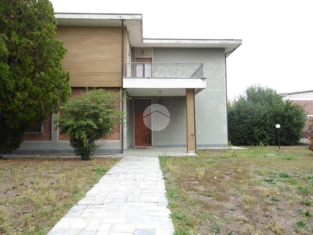 Villa Indipendente in vendita a Previano, Stradella