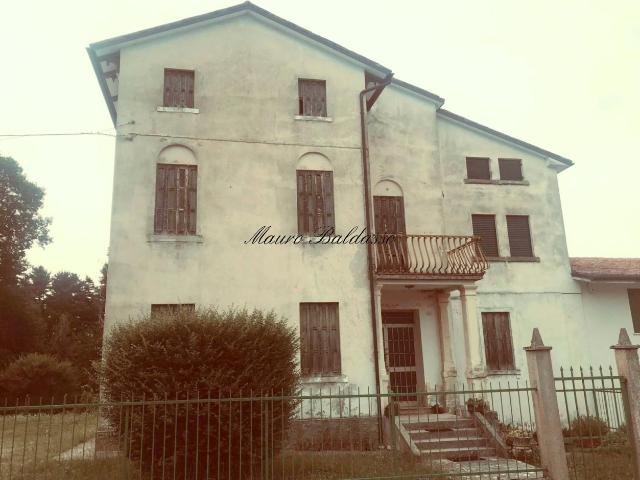 Villa Indipendente in vendita a Volpago Del Montello, Veneto