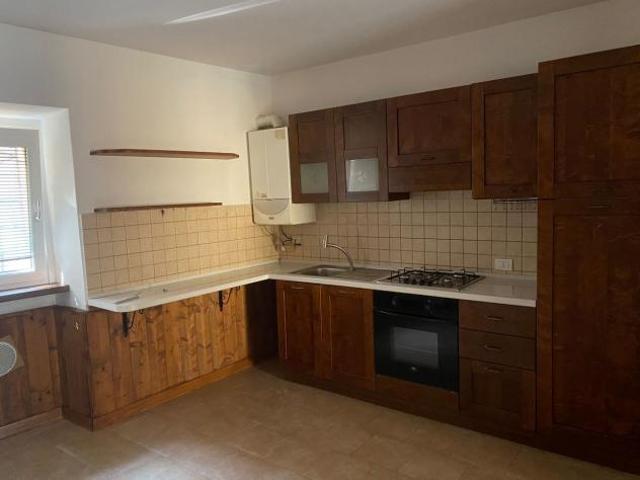 Appartamento in vendita a Ziano Piacentino, Reggio Emilia