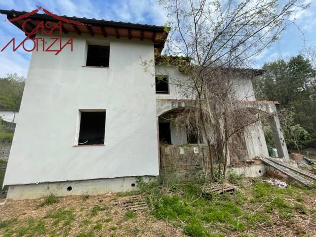 Villa Indipendente in vendita a Unione dei comuni Media Valle del Serchio, Barga