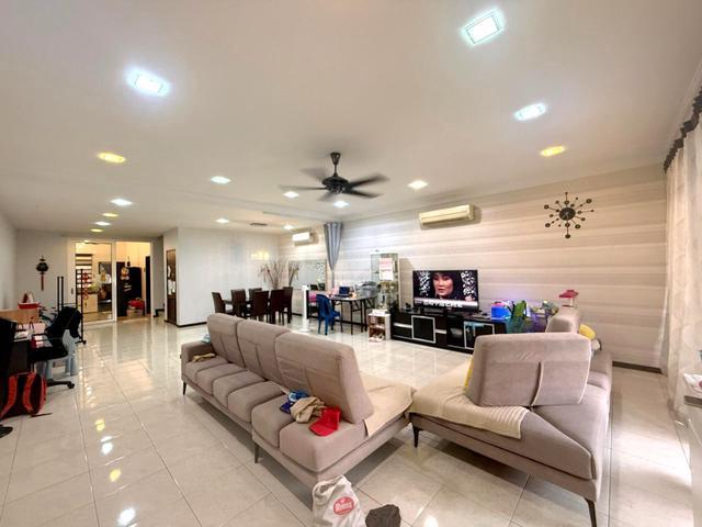 Terraced House for sale in Tanjong Sepat, Selangor