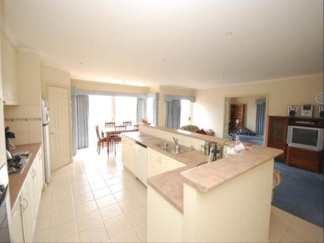 House for sale in Canadian, Ballarat