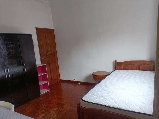 Room for rent