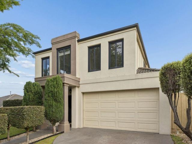 House for sale in Lynbrook, Melbourne
