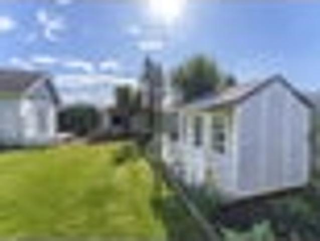 House for sale in Chaslands, Canterbury