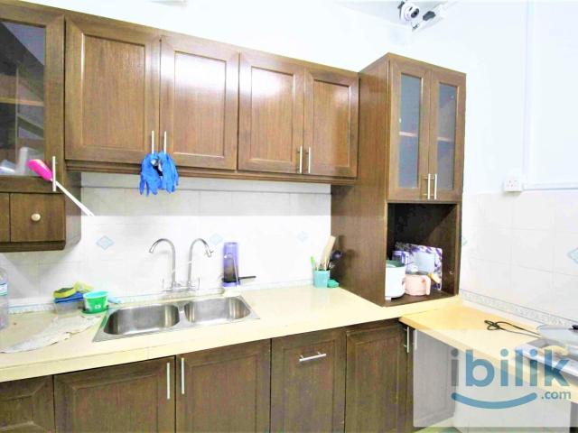 Room for rent in Country Heights Damansara, Kuala Lumpur