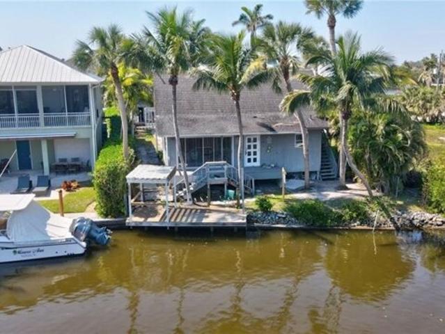 House for sale in Bonita Springs