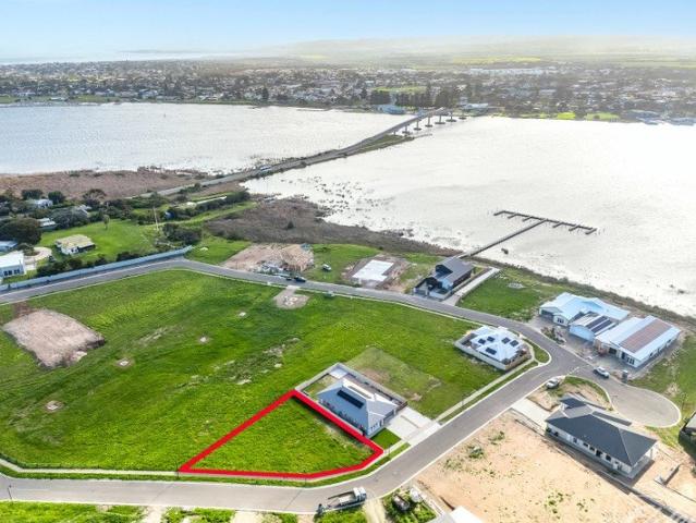 Land for sale in Hindmarsh Island, South Australia