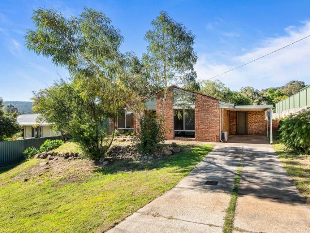 House for sale in Mount Nasura, Western Australia