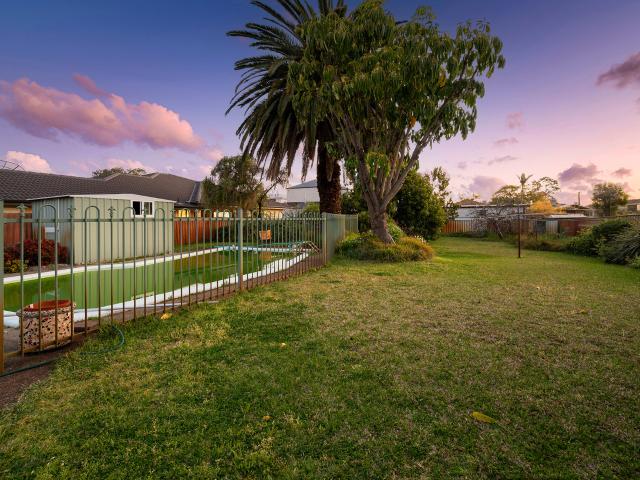 House for sale in Cloverdale, Western Australia