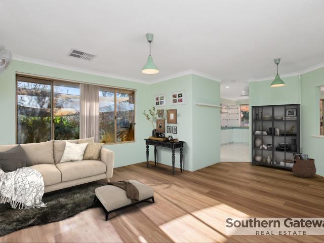 House for sale in Leda, Western Australia