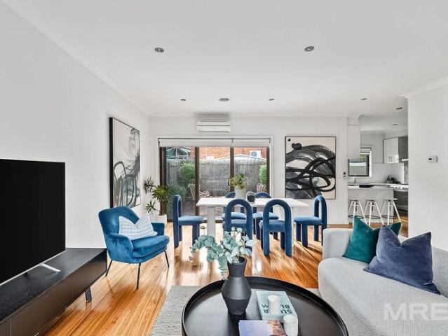 Townhouse for rent in Camerons Creek, Victoria