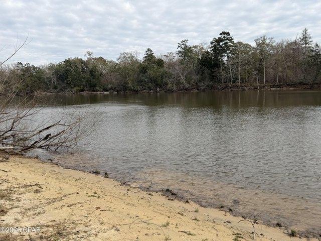 Land for sale in Ponce De Leon, Florida
