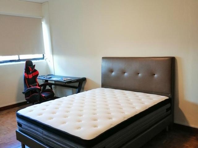 Room for rent in Upper Thomson, Singapore