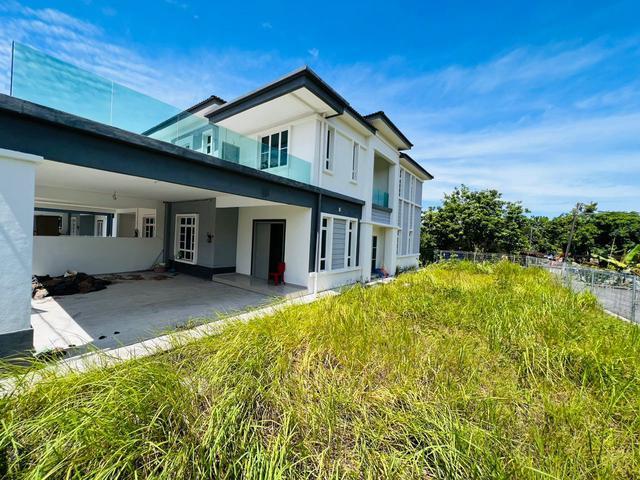Residential House for sale in Malaka