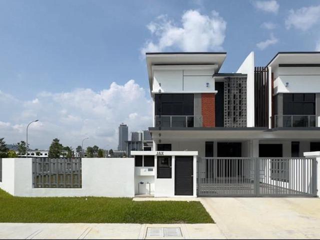 Terraced House for sale in Tanjong Sepat, Selangor