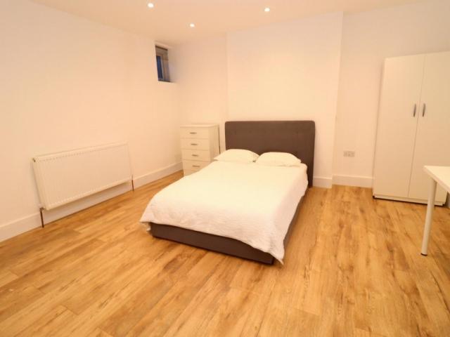 Room for rent in London Borough of Ealing, Hanwell