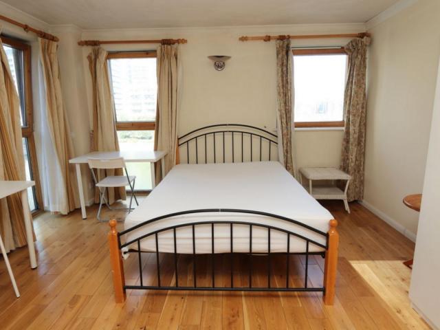 Room for rent in Isle Of Dogs, Greater London