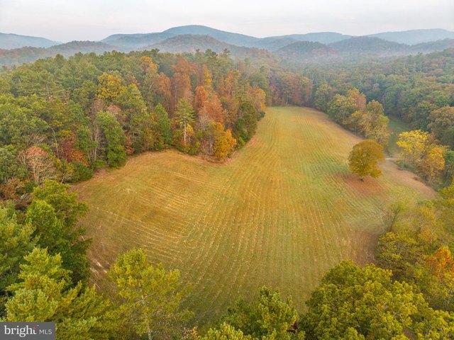 Land for sale in White Sulphur Springs, West Virginia