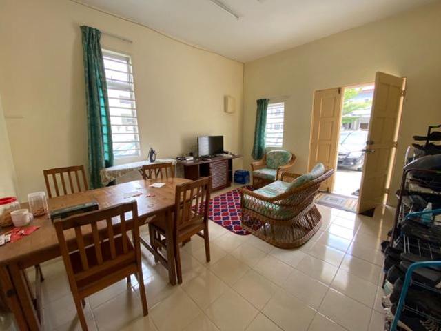 Terraced House for sale in Tanjong Sepat, Selangor