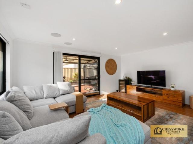 House for sale in Wattle Grove, Western Australia