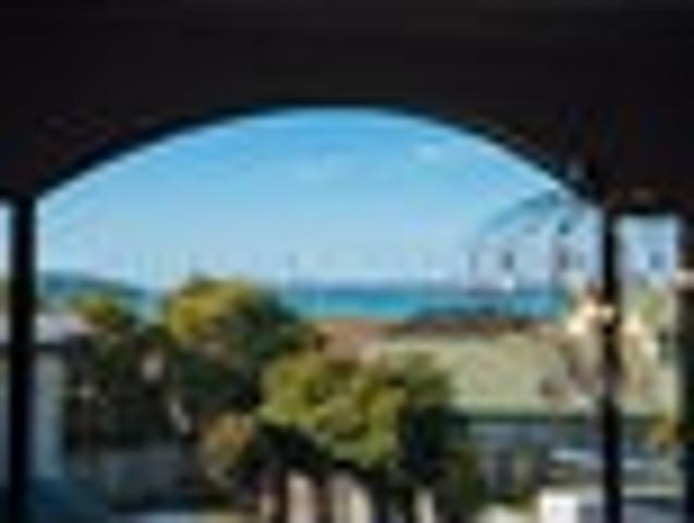 House for sale in Paremoremo