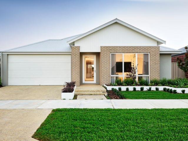Cottage for sale in Dalyellup, Western Australia