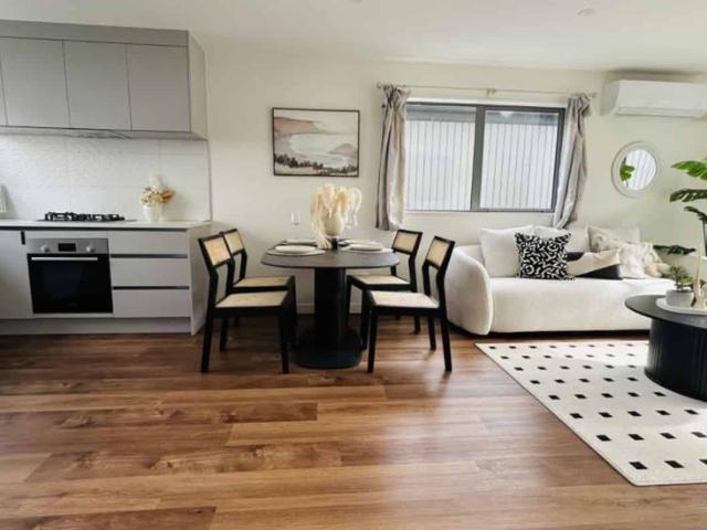House for rent in Whangaparaoa, Oroua County