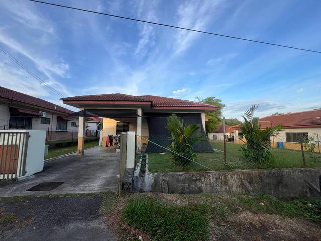 Bungalow for sale in Seri Kembangan, Majlis Bandaraya Subang Jaya