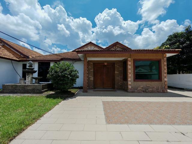 Bungalow for sale in Kajang, Langat