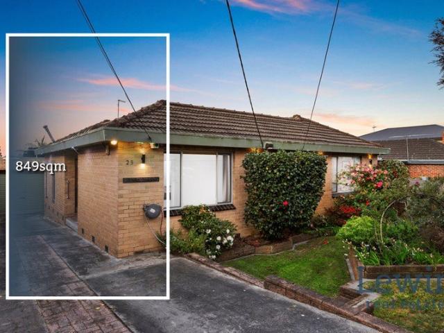 House for sale in Cheltenham, Melbourne