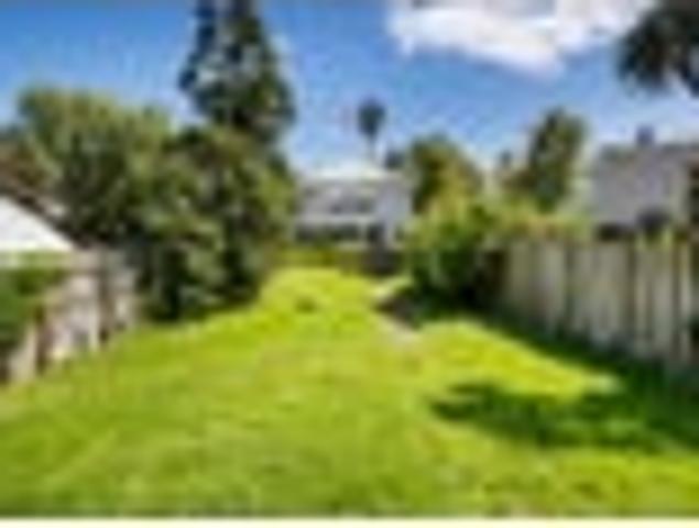 House for sale in West Lynn, Auckland