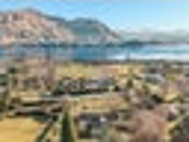 House for sale in Otakou