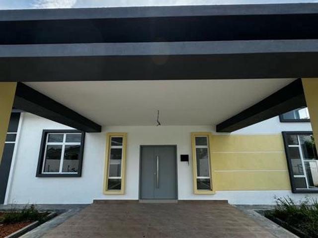 Residential House for sale in Malaka