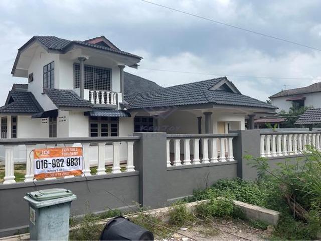 Bungalow for sale in Kuantan, Pahang
