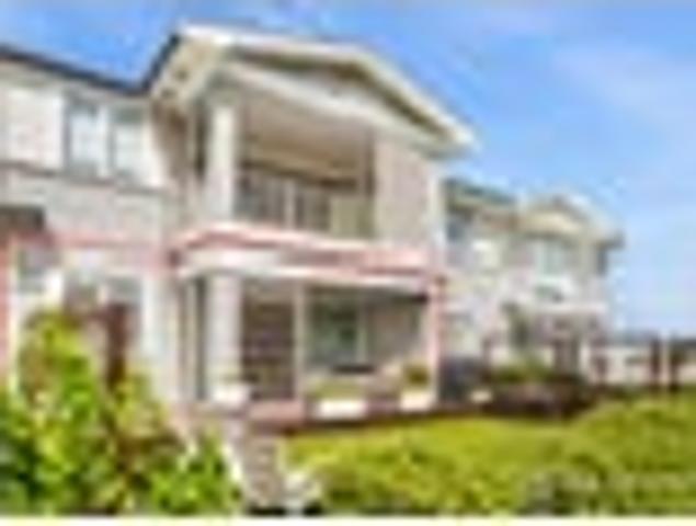 Apartment for sale in Whangaparaoa