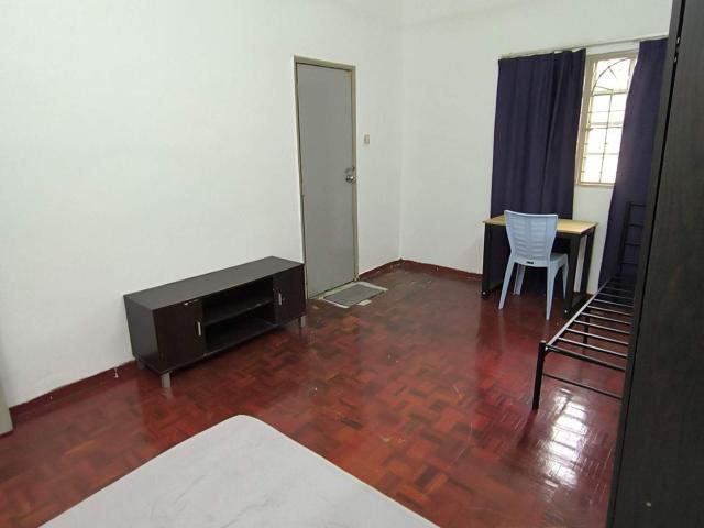 Room for rent in Petaling, Subang Jaya