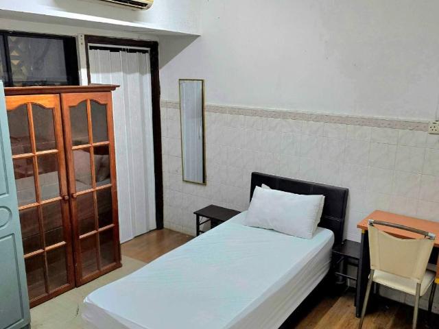 Room for rent in Country Heights Damansara, Kuala Lumpur