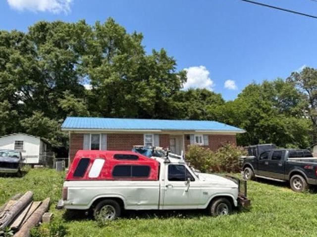 House for sale in Anniston, Alabama