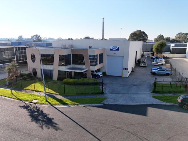 Warehouse for rent in Camerons Creek, Victoria